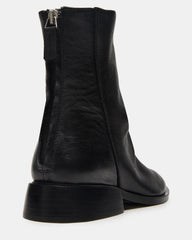 NEXIE BLACK LEATHER